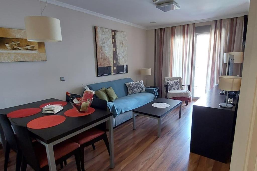 Elegante alojamiento con piscina a 200 m del mar. Apartamento Benalmádena Exterior foto